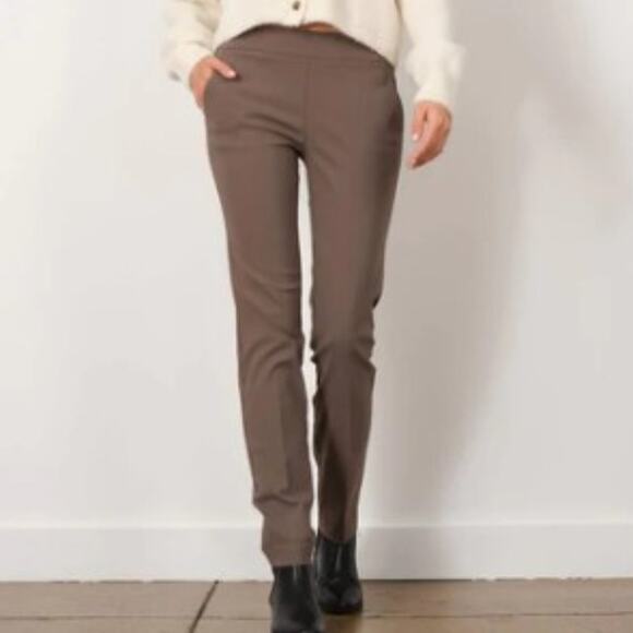 Avenue Montaigne Louis Signature Taupe Pant 8 - Picture 8 of 8
